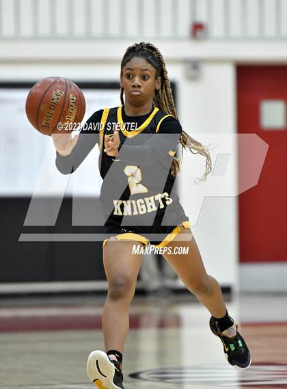Thumbnail 2 in Rio Linda vs. Biggs (Love of the Game) photogallery.