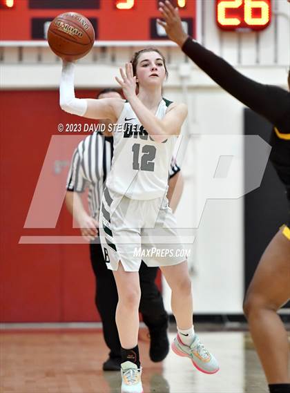 Thumbnail 3 in Rio Linda vs. Biggs (Love of the Game) photogallery.