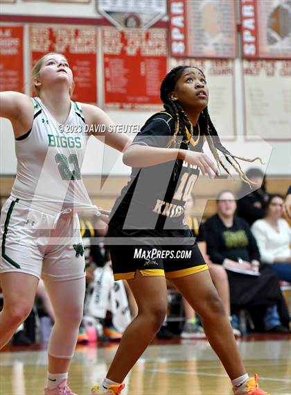 Thumbnail 2 in Rio Linda vs. Biggs (Love of the Game) photogallery.