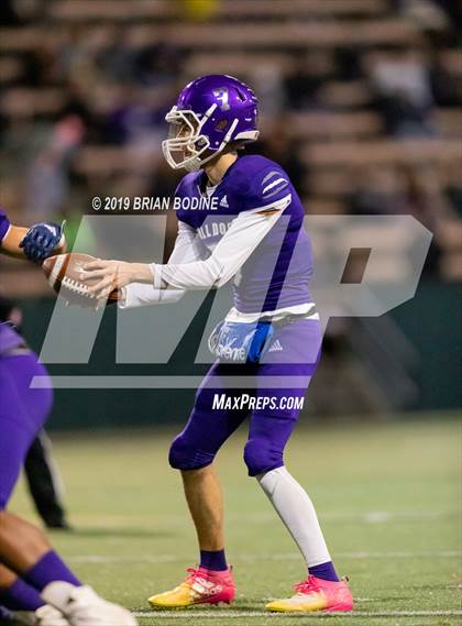 Thumbnail 3 in Eastside Catholic @ Garfield photogallery.