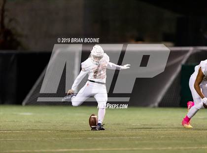 Thumbnail 2 in Eastside Catholic @ Garfield photogallery.
