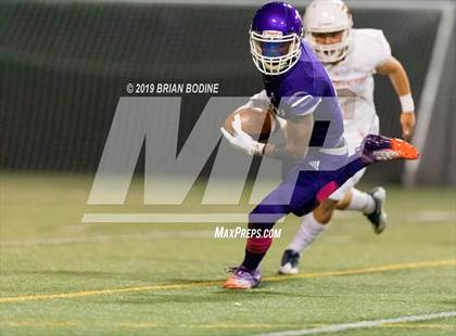 Thumbnail 2 in Eastside Catholic @ Garfield photogallery.