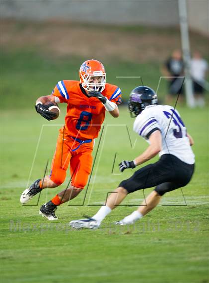Thumbnail 2 in Marvin Ridge vs Ardrey Kell photogallery.