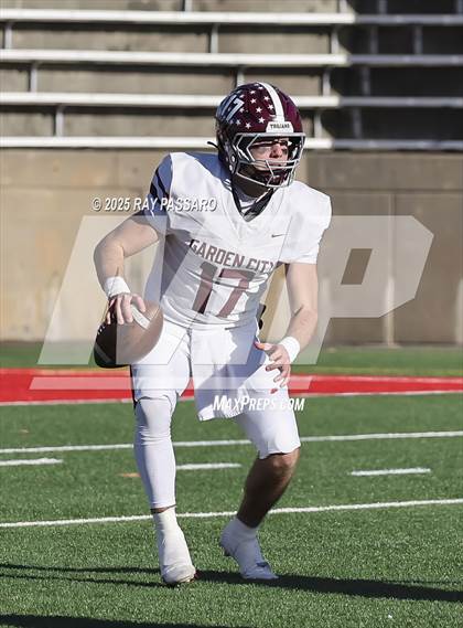 Thumbnail 1 in Garden City @ East Islip (Long Island Division II Final) photogallery.