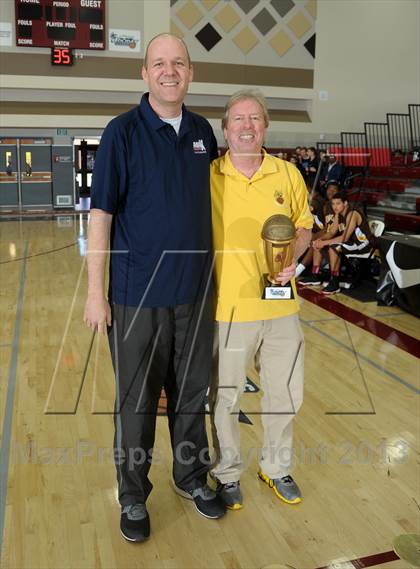 Thumbnail 1 in Dana Hills vs. El Camino (MaxPreps Holiday Classic) photogallery.