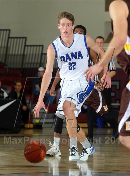Thumbnail 3 in Dana Hills vs. El Camino (MaxPreps Holiday Classic) photogallery.