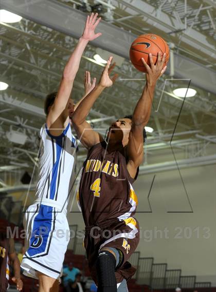Thumbnail 1 in Dana Hills vs. El Camino (MaxPreps Holiday Classic) photogallery.