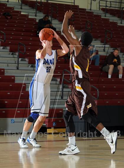 Thumbnail 1 in Dana Hills vs. El Camino (MaxPreps Holiday Classic) photogallery.