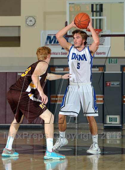 Thumbnail 3 in Dana Hills vs. El Camino (MaxPreps Holiday Classic) photogallery.