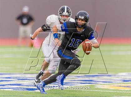 Thumbnail 3 in Vandegrift vs. Vela (UIL 5A Regional Playoffs) photogallery.