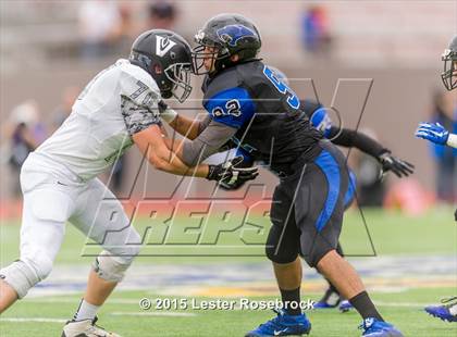 Thumbnail 1 in Vandegrift vs. Vela (UIL 5A Regional Playoffs) photogallery.