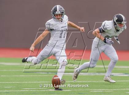 Thumbnail 1 in Vandegrift vs. Vela (UIL 5A Regional Playoffs) photogallery.