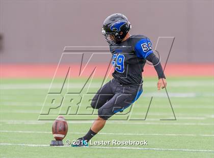 Thumbnail 2 in Vandegrift vs. Vela (UIL 5A Regional Playoffs) photogallery.