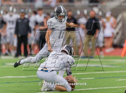 Thumbnail 2 in Vandegrift vs. Vela (UIL 5A Regional Playoffs) photogallery.