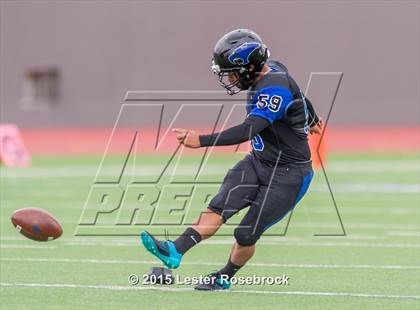 Thumbnail 3 in Vandegrift vs. Vela (UIL 5A Regional Playoffs) photogallery.
