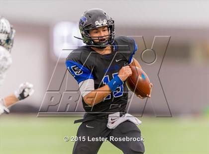Thumbnail 2 in Vandegrift vs. Vela (UIL 5A Regional Playoffs) photogallery.