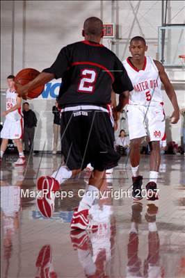 Thumbnail 1 in Artesia vs Mater Dei (Orange Holiday Classic) photogallery.