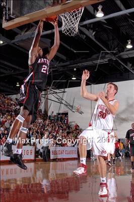 Thumbnail 3 in Artesia vs Mater Dei (Orange Holiday Classic) photogallery.