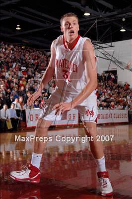 Thumbnail 2 in Artesia vs Mater Dei (Orange Holiday Classic) photogallery.
