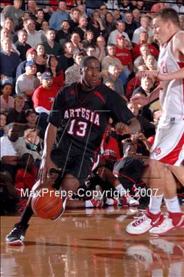 Thumbnail 2 in Artesia vs Mater Dei (Orange Holiday Classic) photogallery.