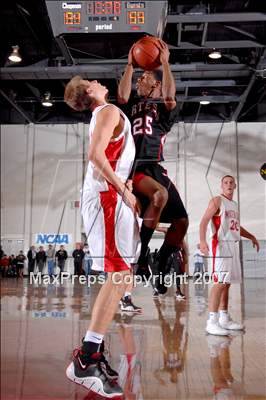 Thumbnail 2 in Artesia vs Mater Dei (Orange Holiday Classic) photogallery.