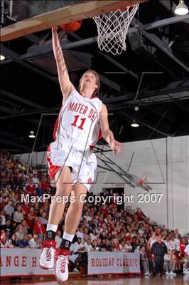 Thumbnail 3 in Artesia vs Mater Dei (Orange Holiday Classic) photogallery.