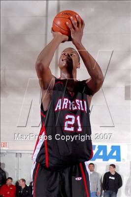 Thumbnail 2 in Artesia vs Mater Dei (Orange Holiday Classic) photogallery.