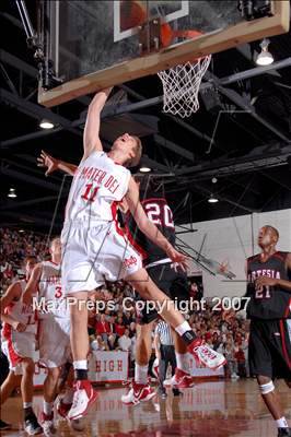Thumbnail 1 in Artesia vs Mater Dei (Orange Holiday Classic) photogallery.