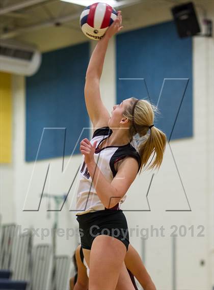 Thumbnail 2 in Handley @ Loudoun County photogallery.
