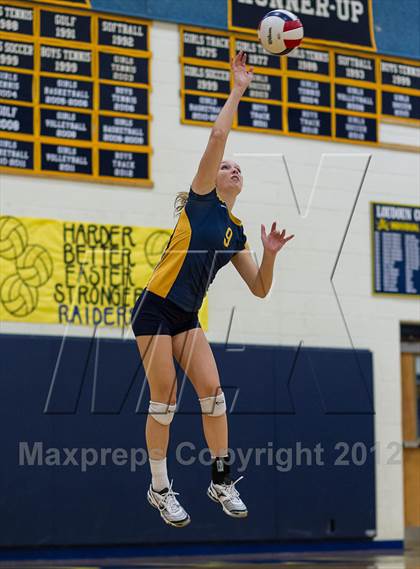 Thumbnail 1 in Handley @ Loudoun County photogallery.