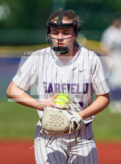 Thumbnail 3 in Garfield @ Stanwood (WIAA 3A 1/4 Finals) photogallery.