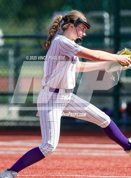Thumbnail 2 in Garfield @ Stanwood (WIAA 3A 1/4 Finals) photogallery.