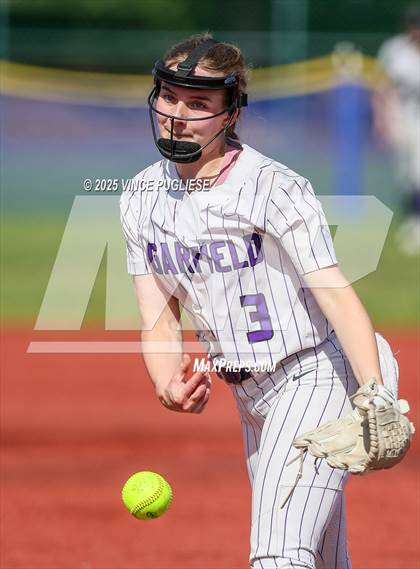 Thumbnail 3 in Garfield @ Stanwood (WIAA 3A 1/4 Finals) photogallery.