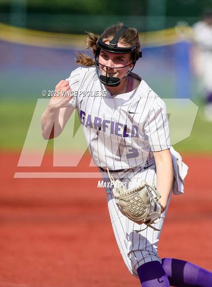 Thumbnail 1 in Garfield @ Stanwood (WIAA 3A 1/4 Finals) photogallery.