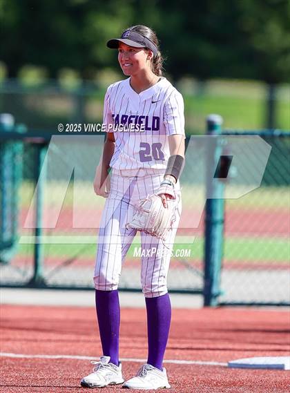 Thumbnail 2 in Garfield @ Stanwood (WIAA 3A 1/4 Finals) photogallery.