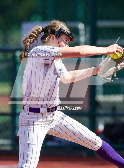 Thumbnail 2 in Garfield @ Stanwood (WIAA 3A 1/4 Finals) photogallery.