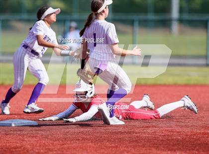 Thumbnail 2 in Garfield @ Stanwood (WIAA 3A 1/4 Finals) photogallery.