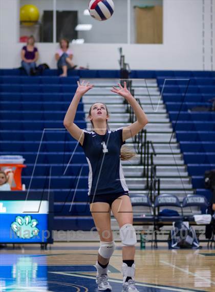 Thumbnail 3 in Woodgrove vs. Potomac Falls photogallery.