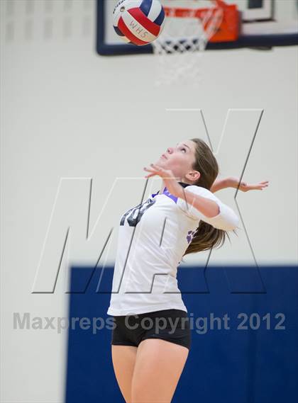 Thumbnail 2 in Woodgrove vs. Potomac Falls photogallery.