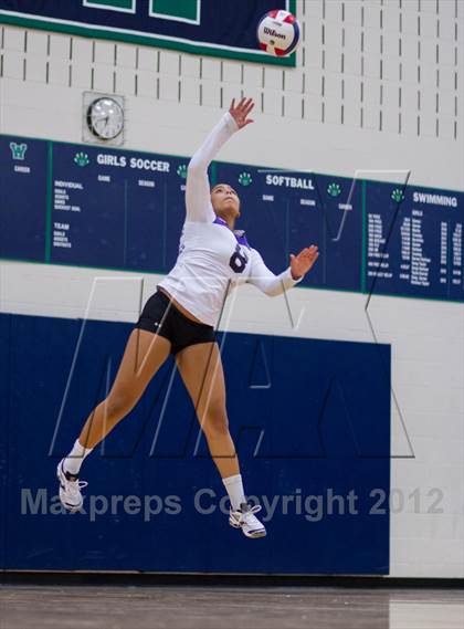 Thumbnail 3 in Woodgrove vs. Potomac Falls photogallery.