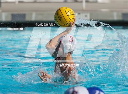 Thumbnail 1 in Laguna Beach @ Los Alamitos photogallery.