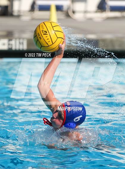 Thumbnail 2 in Laguna Beach @ Los Alamitos photogallery.