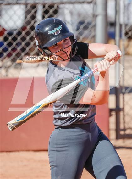 Thumbnail 1 in Highland vs. Hamilton photogallery.