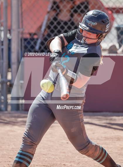 Thumbnail 2 in Highland vs. Hamilton photogallery.