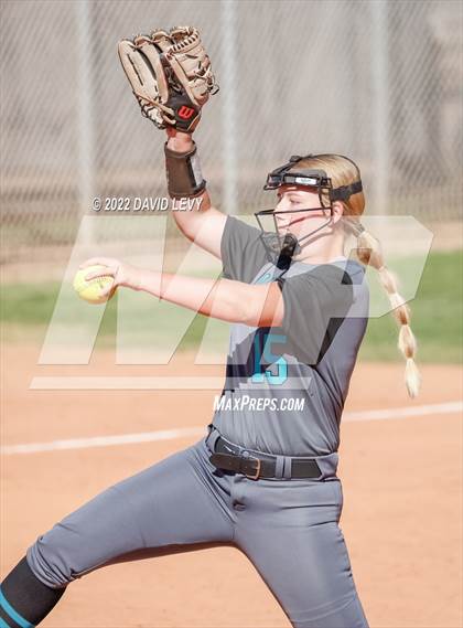 Thumbnail 1 in Highland vs. Hamilton photogallery.