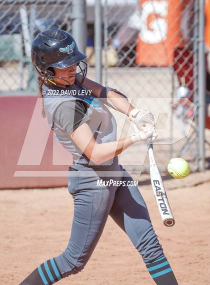 Thumbnail 3 in Highland vs. Hamilton photogallery.