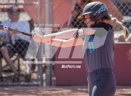Thumbnail 1 in Highland vs. Hamilton photogallery.