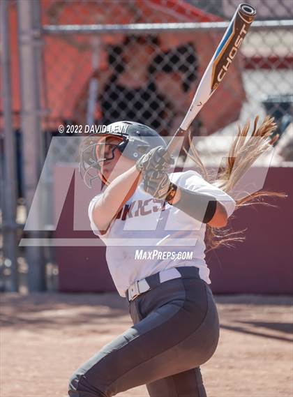 Thumbnail 3 in Highland vs. Hamilton photogallery.