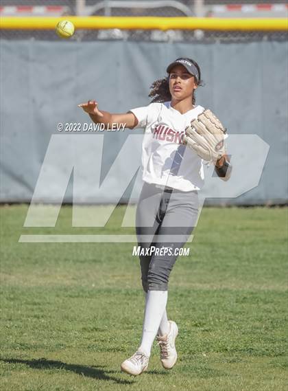 Thumbnail 1 in Highland vs. Hamilton photogallery.