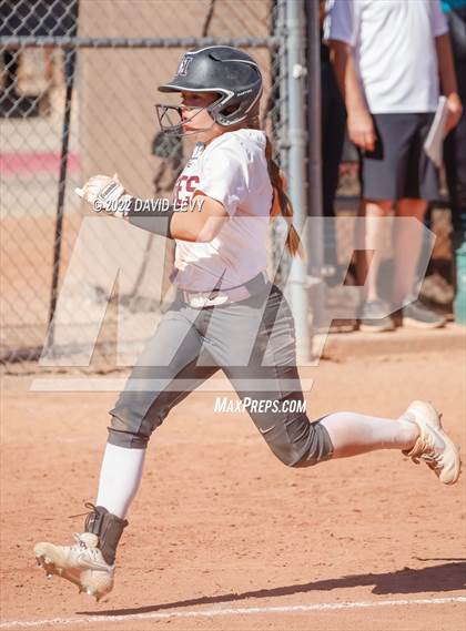Thumbnail 1 in Highland vs. Hamilton photogallery.